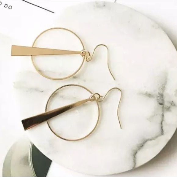 NEW💙💎MODERN MINIMALIST💛GOLDEN DROP BAR HOOP💎💙 - Picture 5 of 7